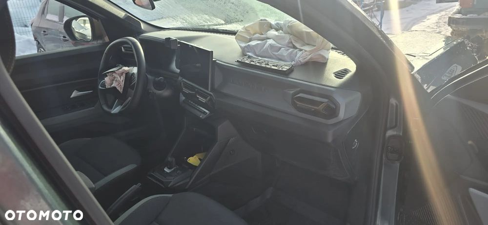 Dacia Duster 140 Journey - 10
