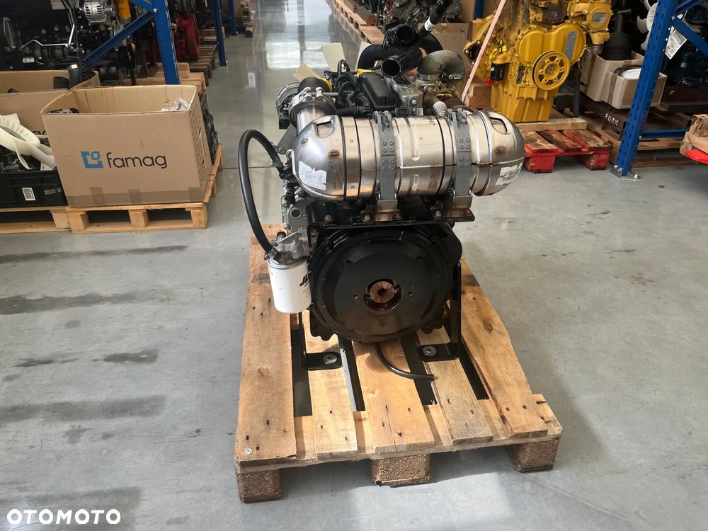 SILNIK DEUTZ TD2.9L4 50KW 2600 RPM 15000netto - 6