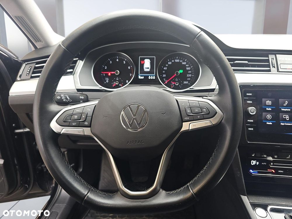 Volkswagen Passat Variant 1.5 TSI EVO Business DSG - 13