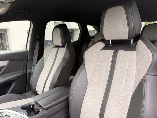 Peugeot 3008 - 18