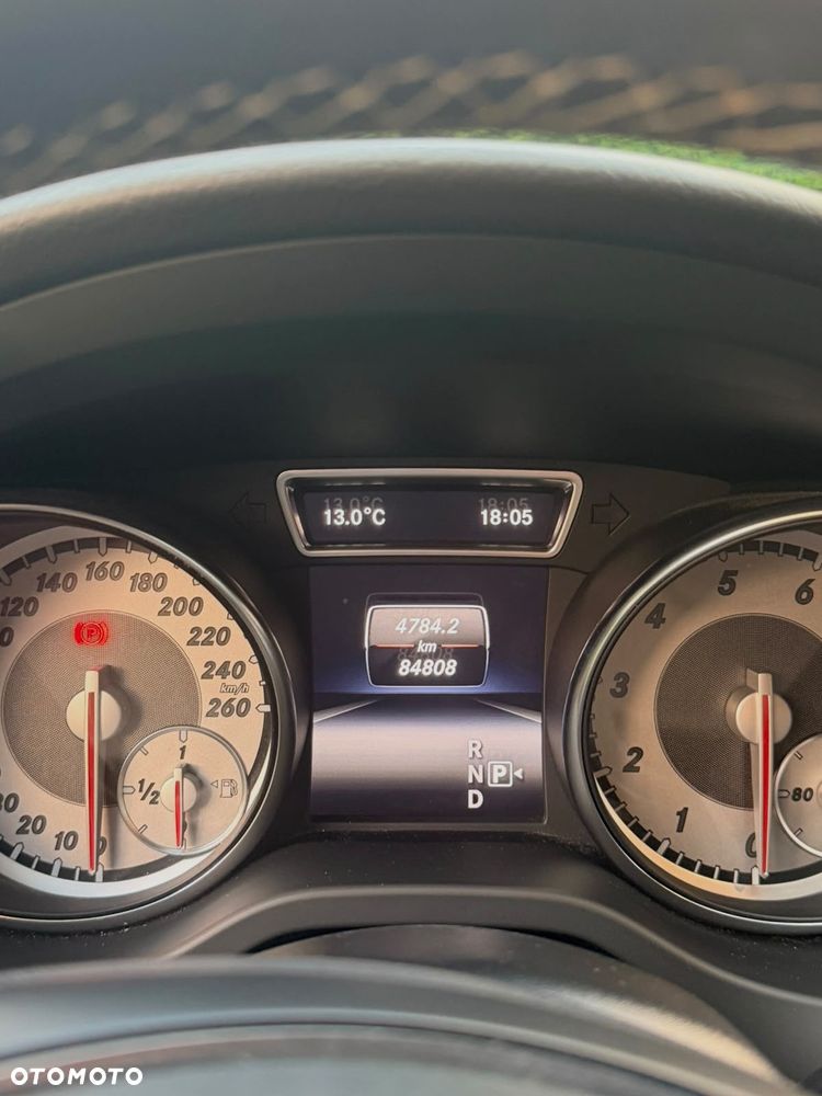 Mercedes-Benz CLA - 27