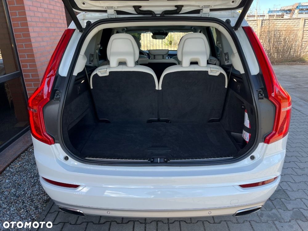 Volvo XC 90 B5 B AWD Plus Bright - 34