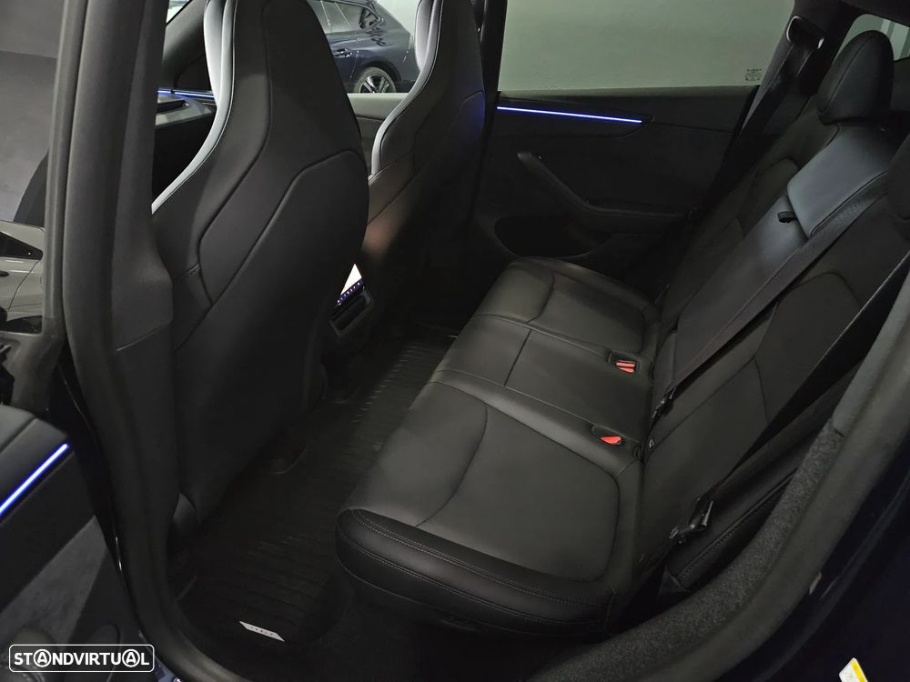 Tesla Model Y Performance Tração Integral - 38