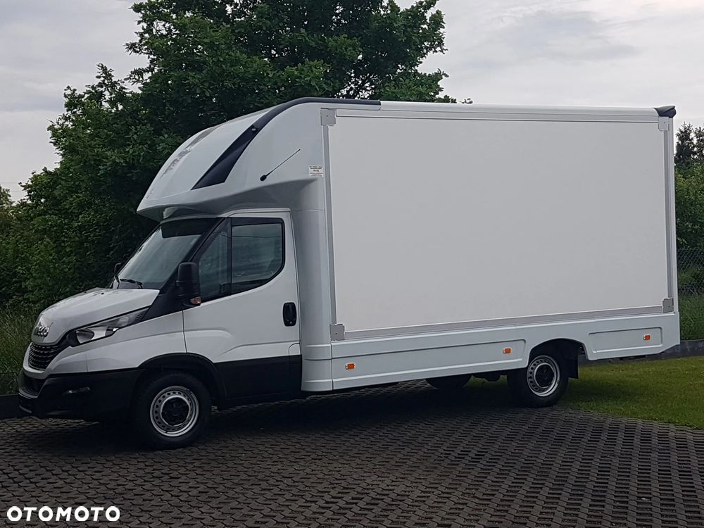 Iveco DAILY KONTENER NISKOPODŁOGOWY 4,44x2,23x2,42 SKLEP FOODTRUCK BAR KLIMA KONIOWÓZ KAMPER - 2