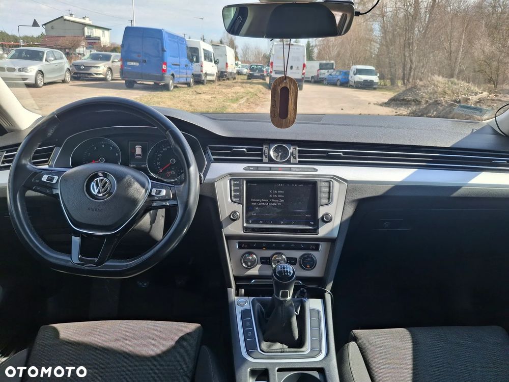 Volkswagen Passat 1.8 TSI BMT Comfortline - 8