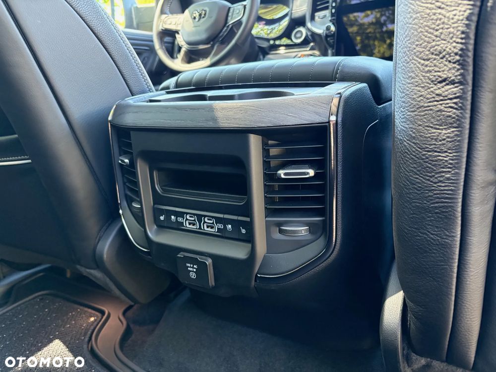 RAM 1500 5.7 Crew Cab Limited - 19