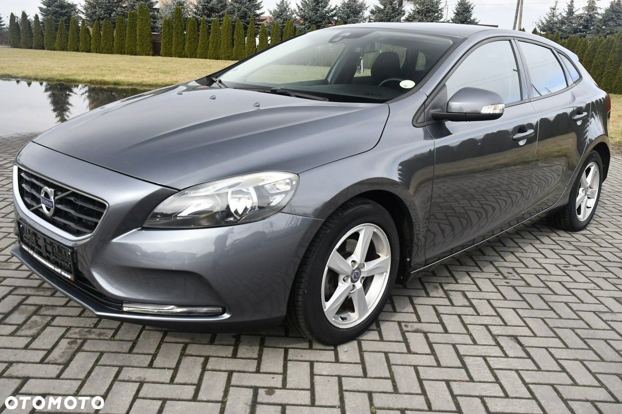 Volvo V40 - 8