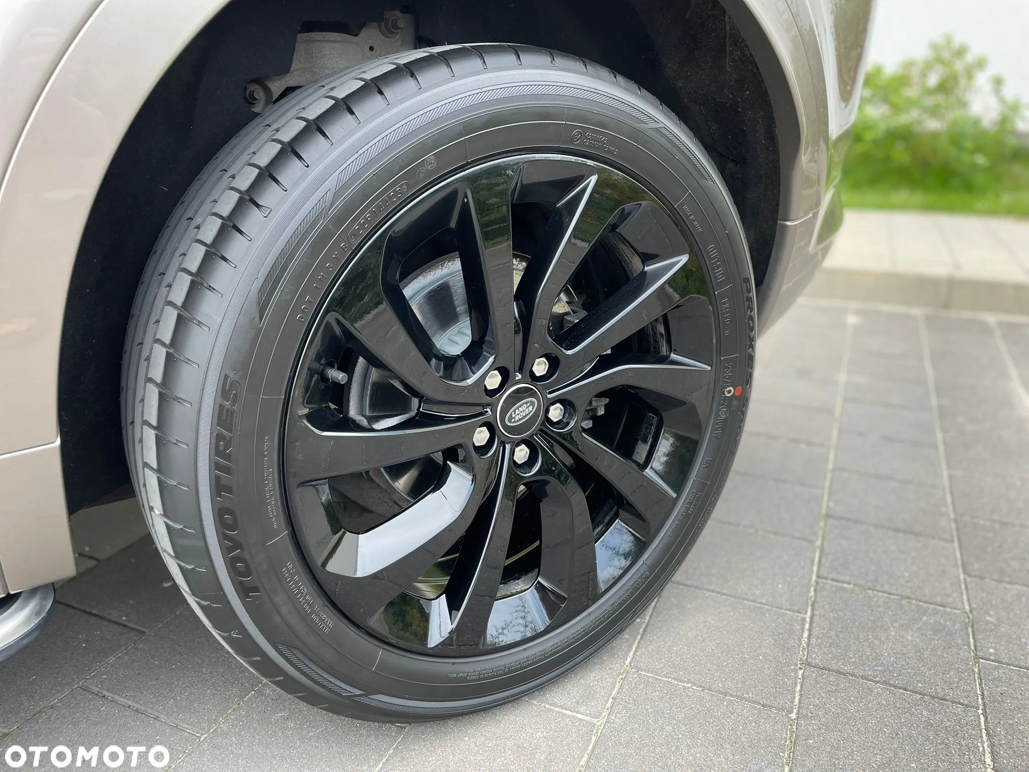 Land Rover Discovery Sport - 8