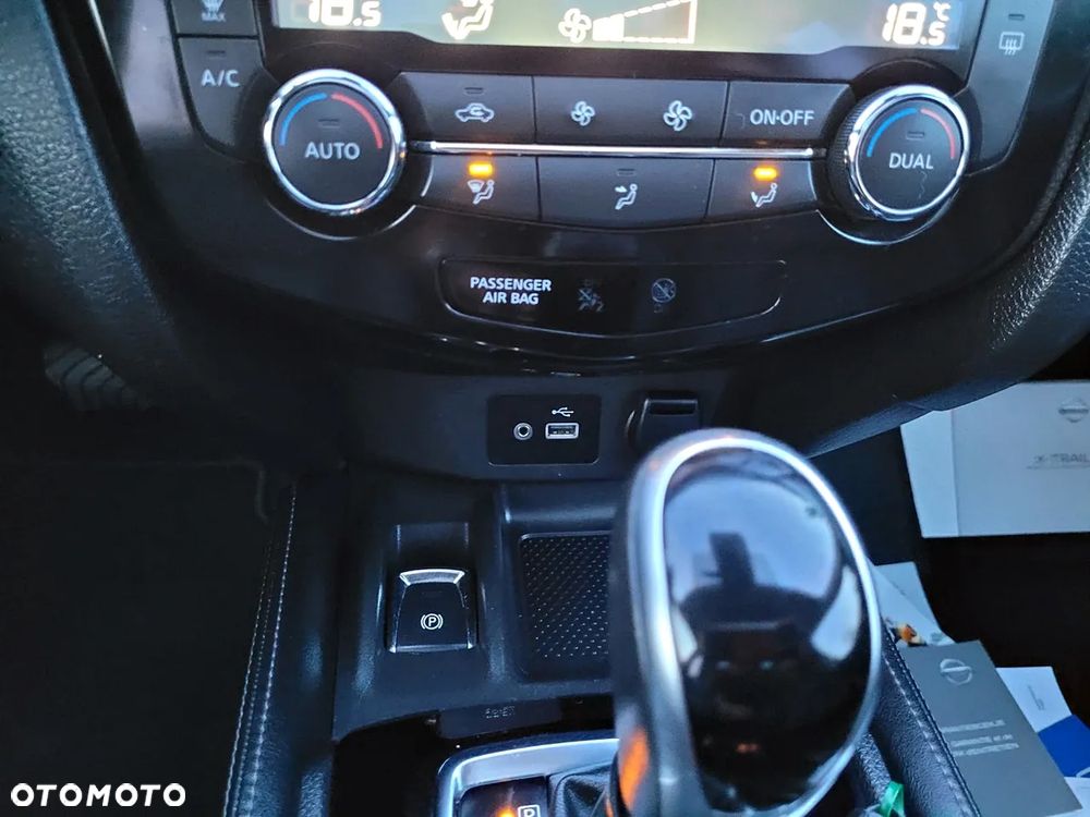 Nissan X-Trail 1.7 dCi Xtronic Tekna - 13