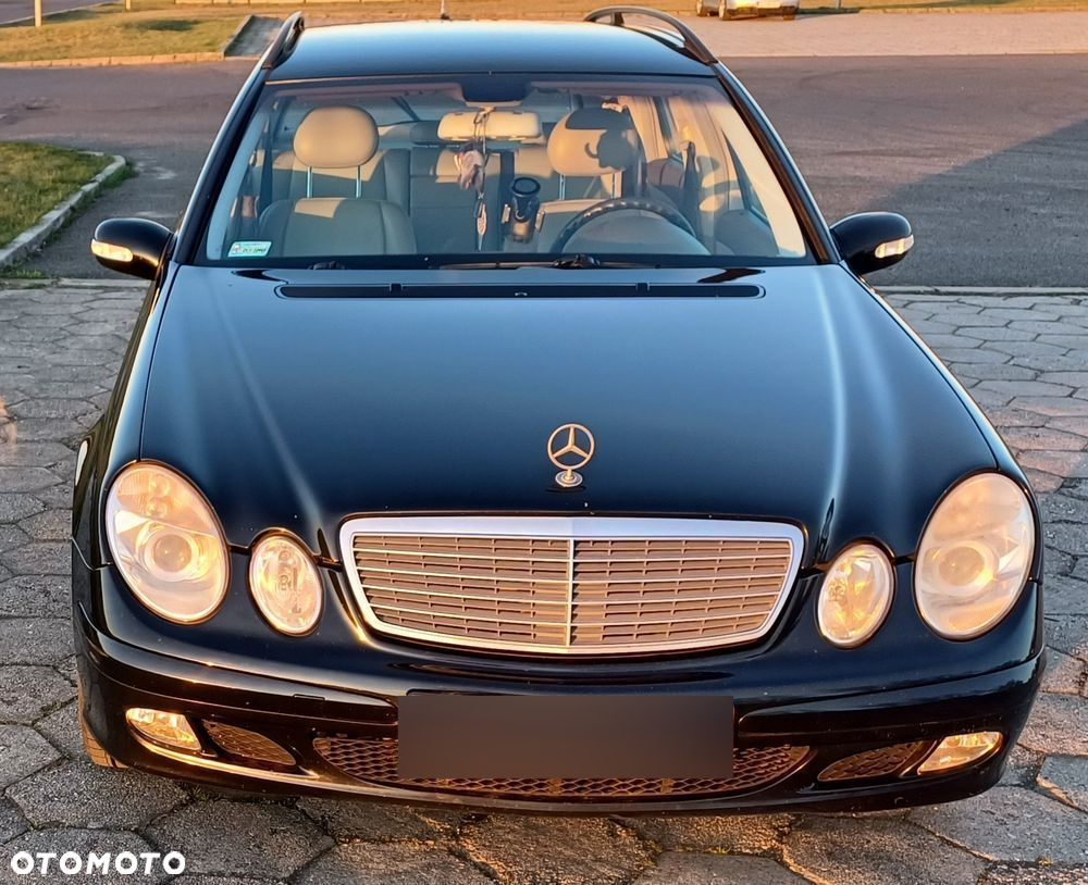 Mercedes-Benz Klasa E 220 CDI T Classic - 4