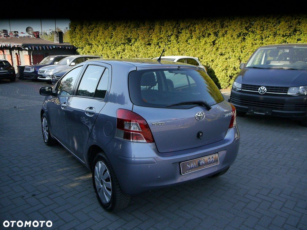 Toyota Yaris 1.33 VVT-i Executive - 6