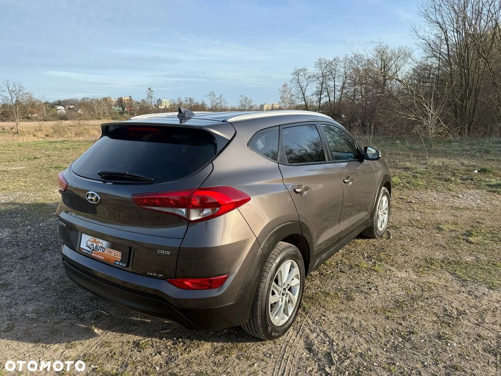 Hyundai Tucson blue 1.7 CRDi 2WD Style - 17