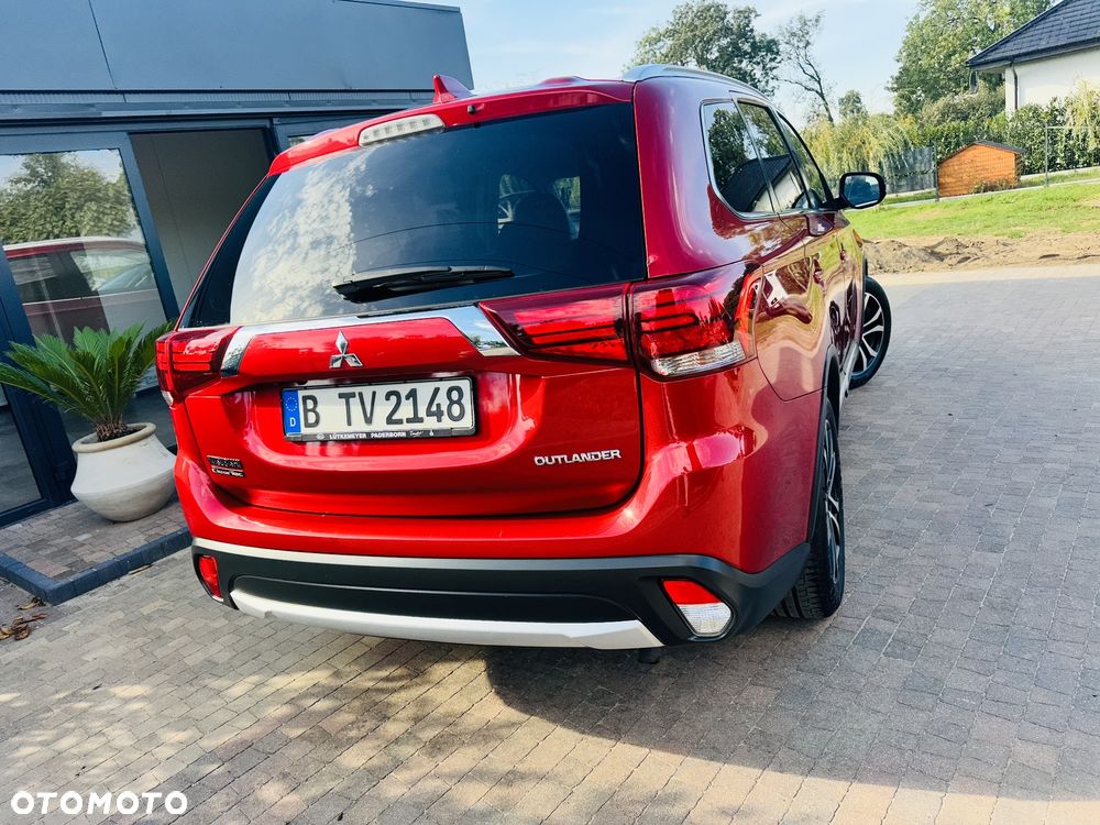 Mitsubishi Outlander 2.0 2WD Diamant Edition - 30