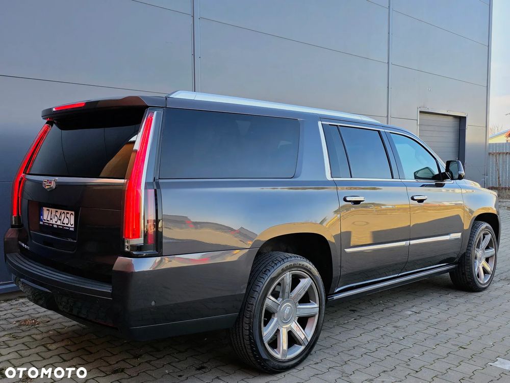 Cadillac Escalade ESV 6.2 V8 AWD AT Premium - 2