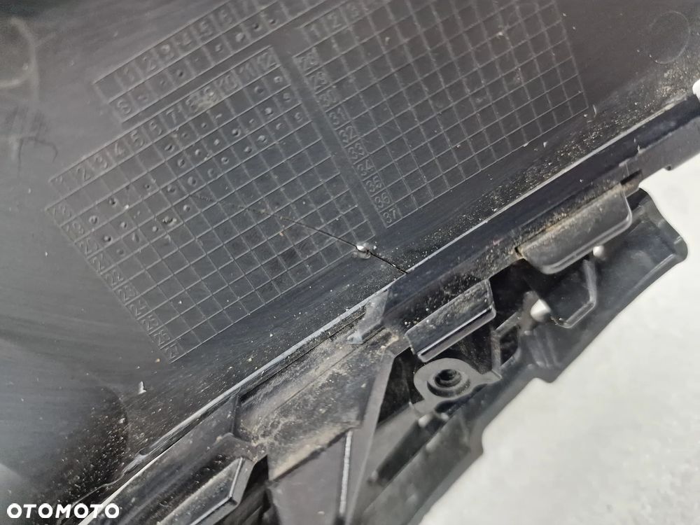 AUDI Q7 4M0 LIFT S-LINE 19- LEWA KRATKA BOCZNA ZDERZAKA PRZEDNIEGO PRZÓD , NR 4M0807681AM + 4M0807157F + 4M0807299A , NR AUKCJI D/112 - 13