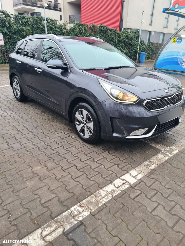 Kia Niro 1.6 GDI 6DCT PHEV Comfort - 6