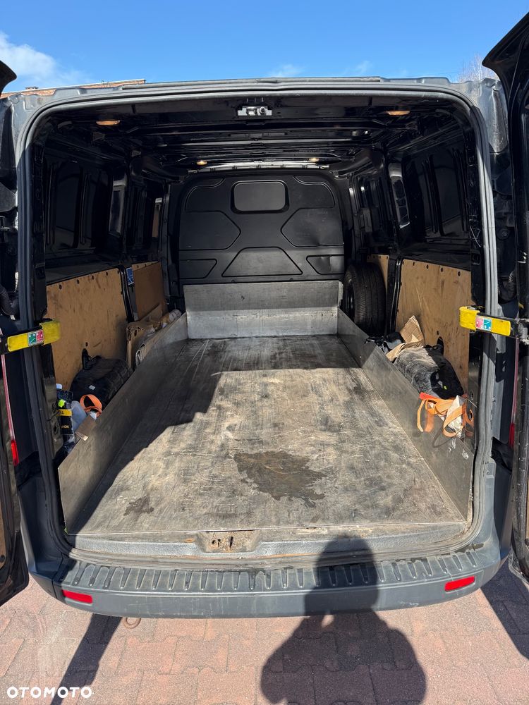Ford TRANSIT CUSTOM - 10