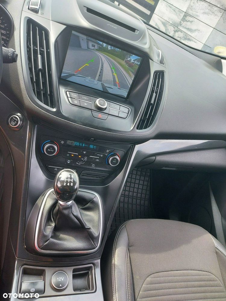 Ford Kuga - 11
