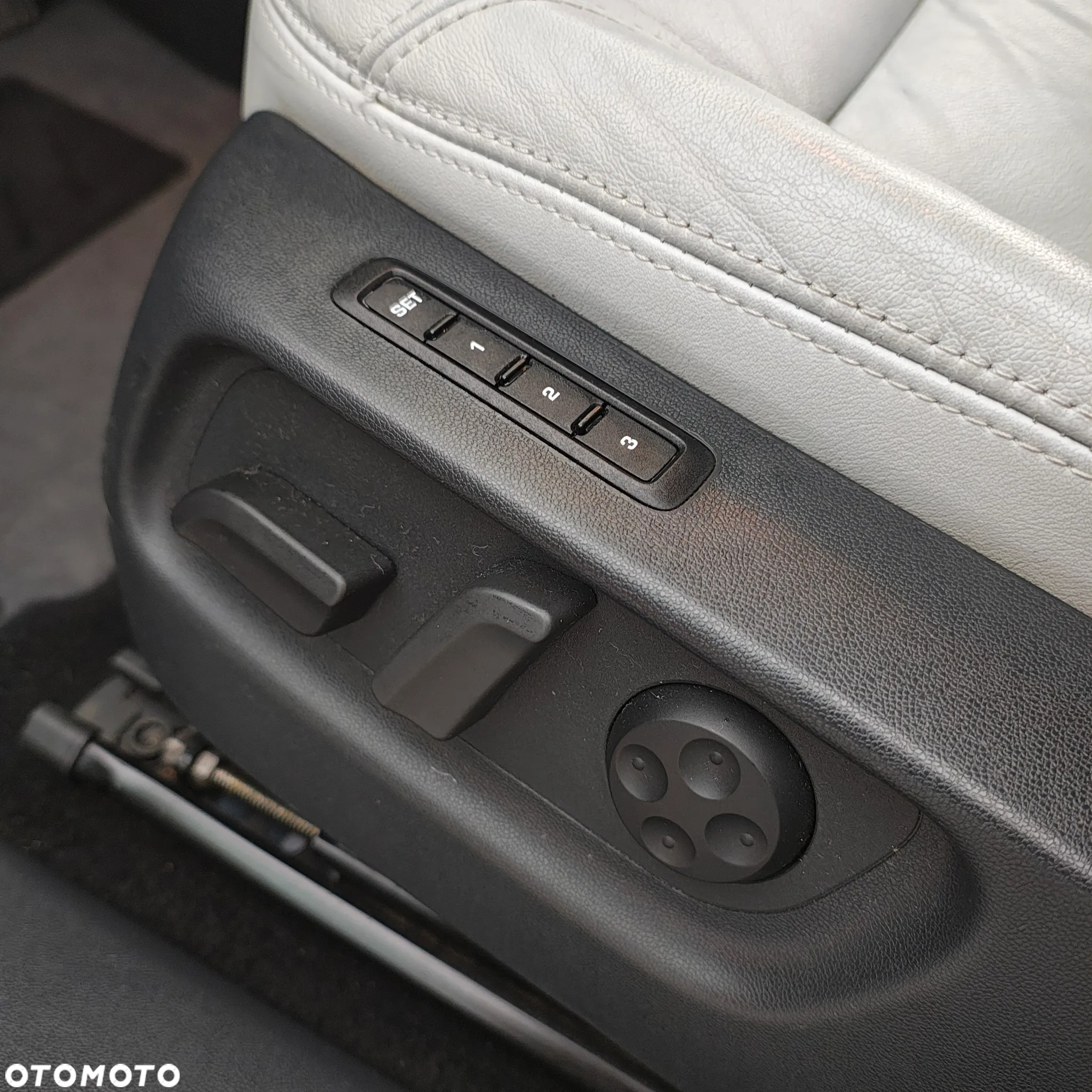 Skoda Octavia 2.0 TDI DPF 4x4 L&K - 24