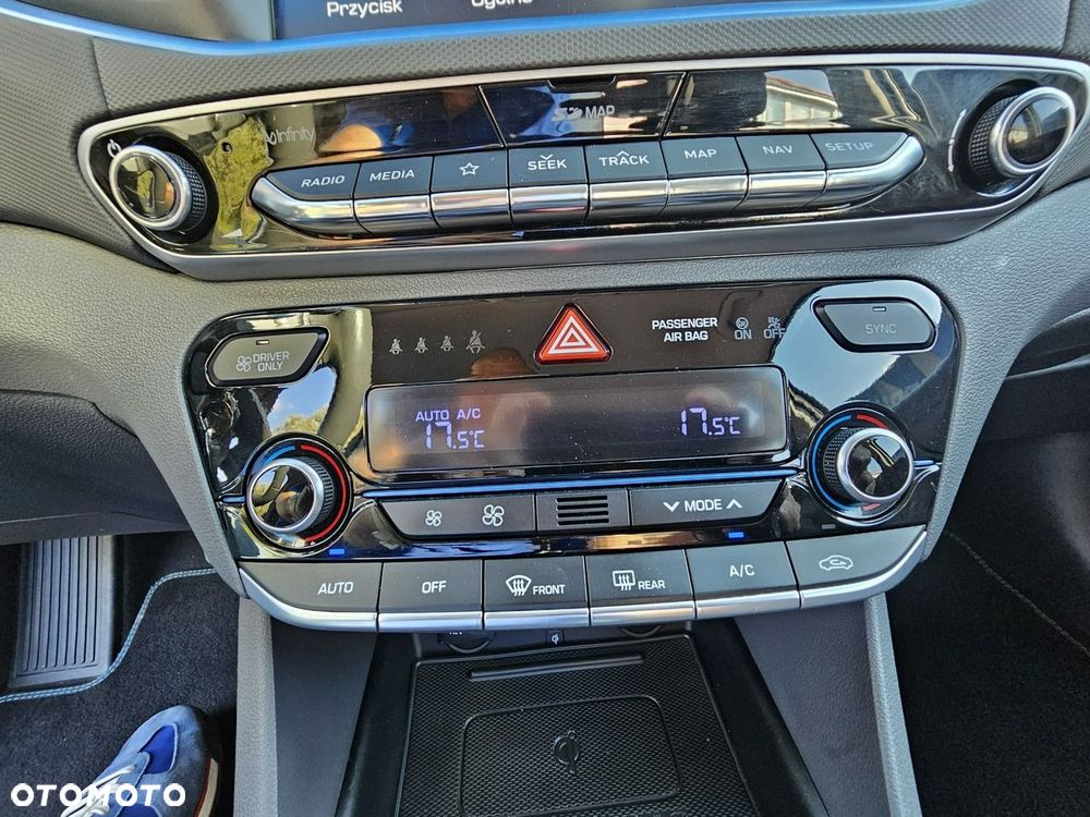 Hyundai IONIQ plug-in hybrid Premium - 29