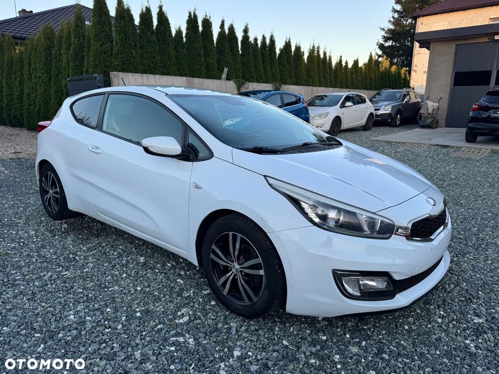 Kia Proceed