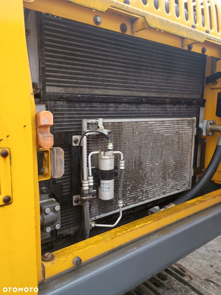 Volvo EC240 BNLC - 4