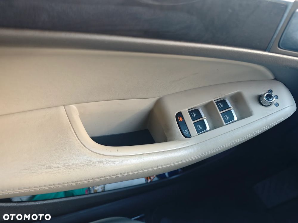 Audi Q5 2.0 TDI Quattro S tronic - 9
