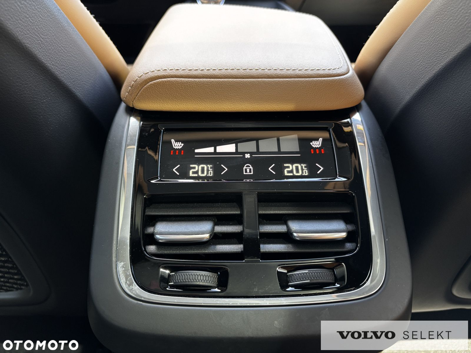 Volvo XC 60 - 23