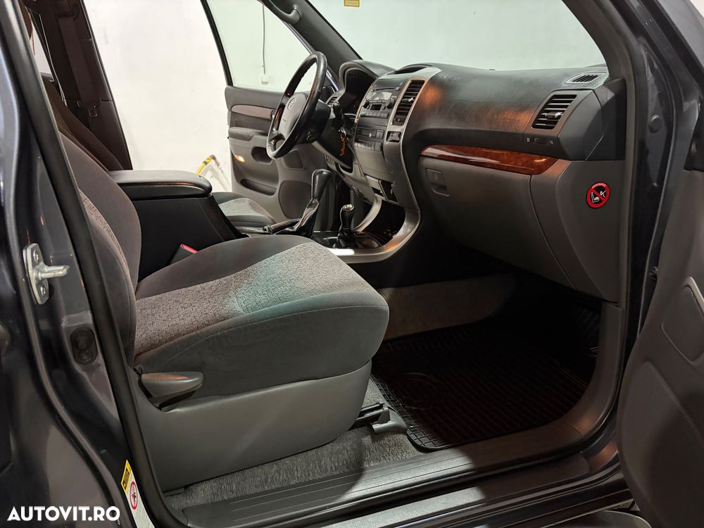 Toyota Land Cruiser 3.0 TD-4D Aut Executive - 12