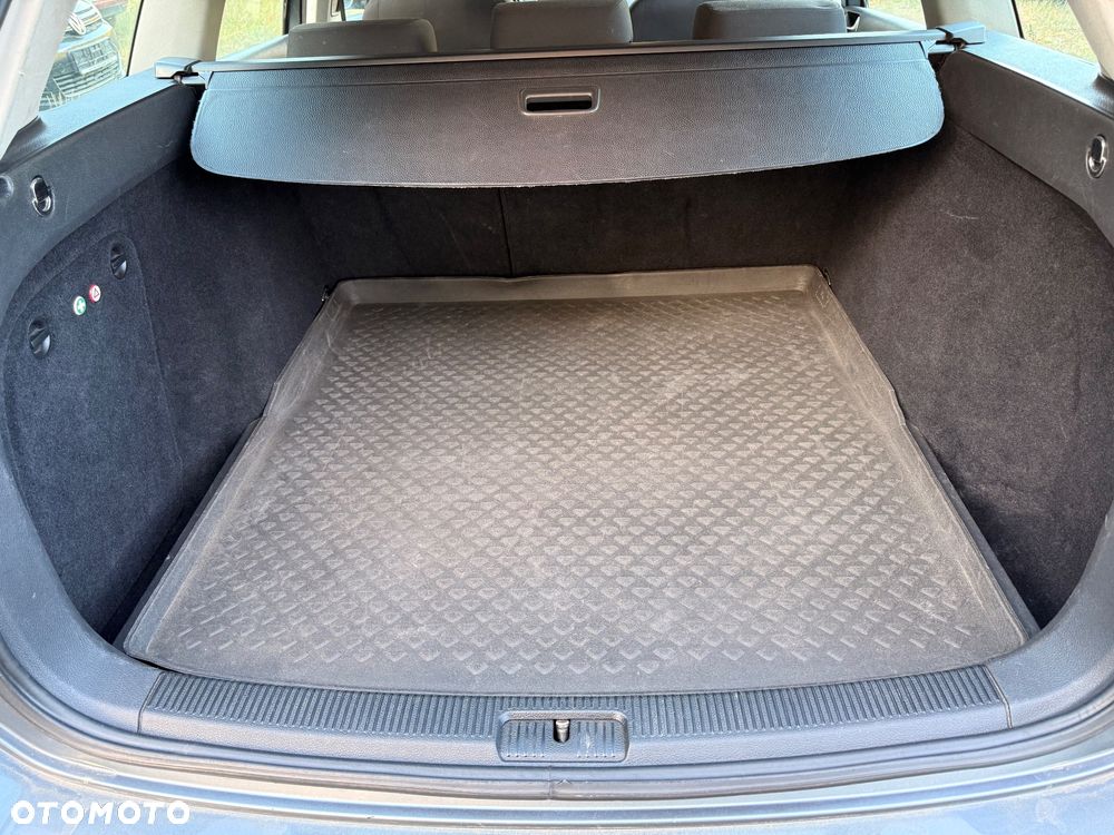 Volkswagen Golf 1.6 TDI BlueMot Trendline - 12