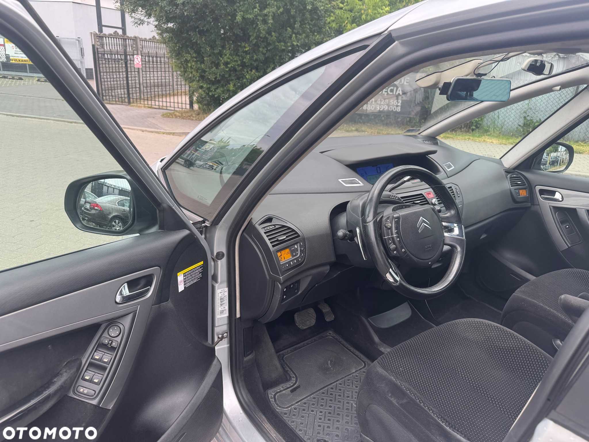 Citroën C4 Picasso 1.6 HDi FAP 7-Sitzer ESG6 Confort - 6