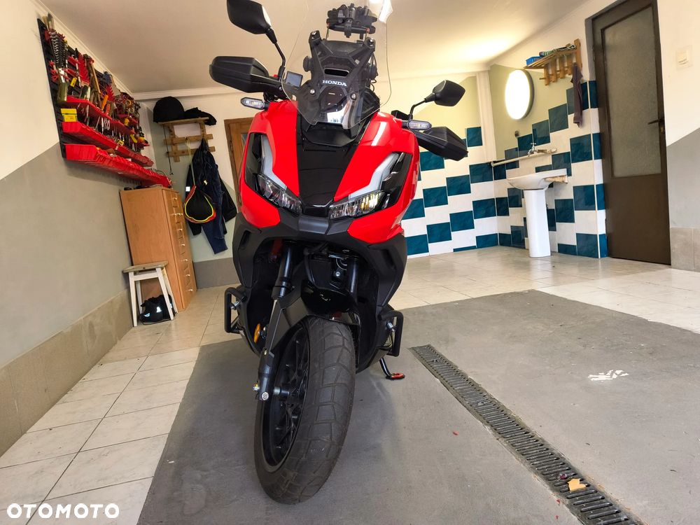 Honda ADV350 - 2