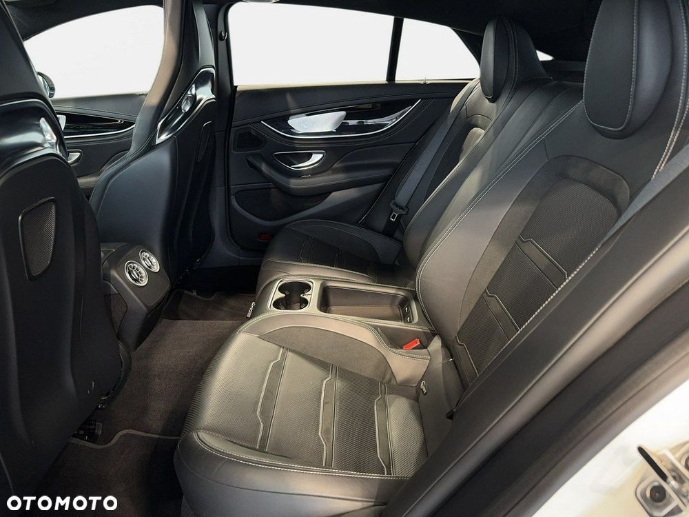 Mercedes-Benz AMG GT - 16