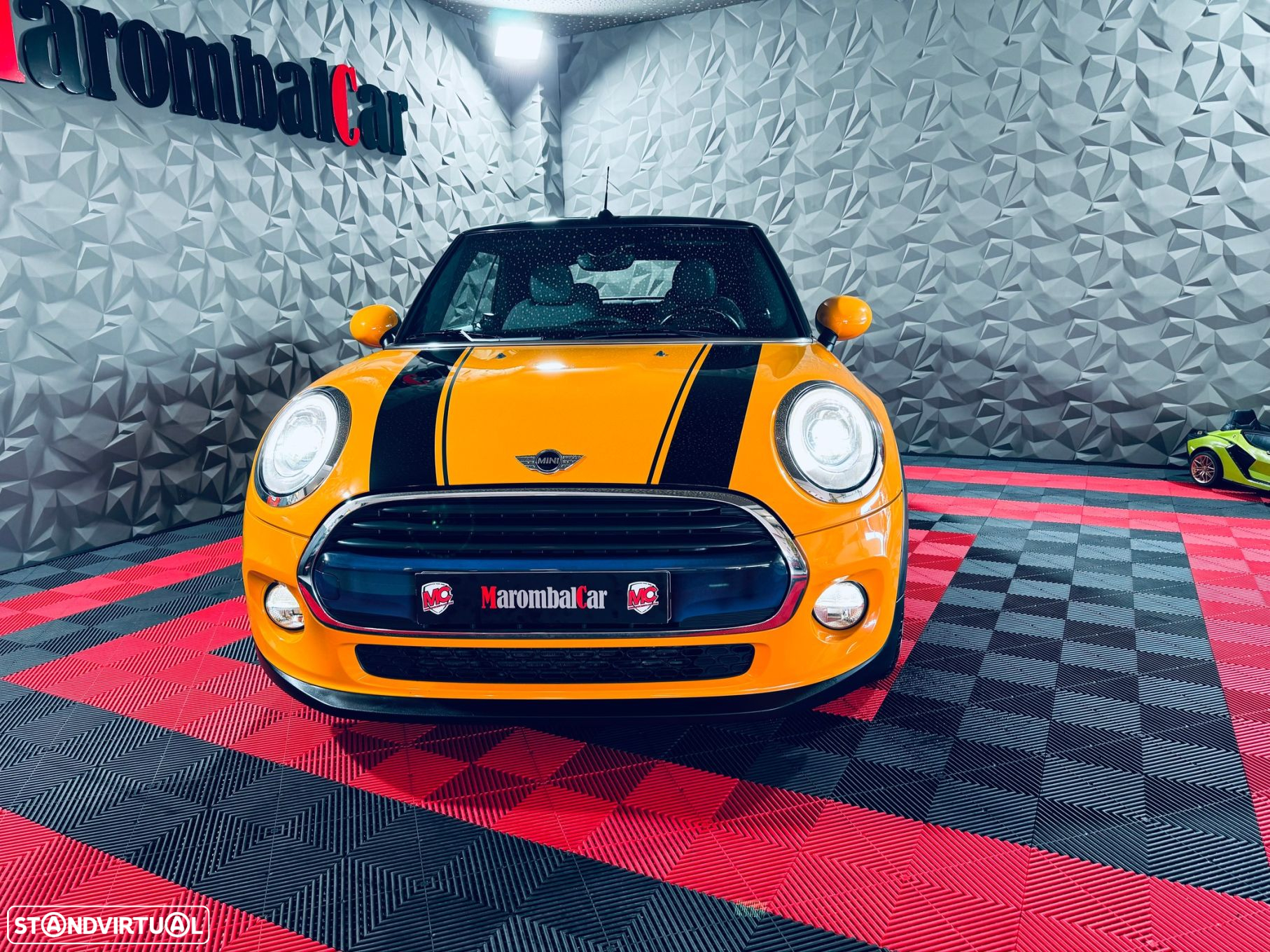 MINI Cabrio Cooper D - 16