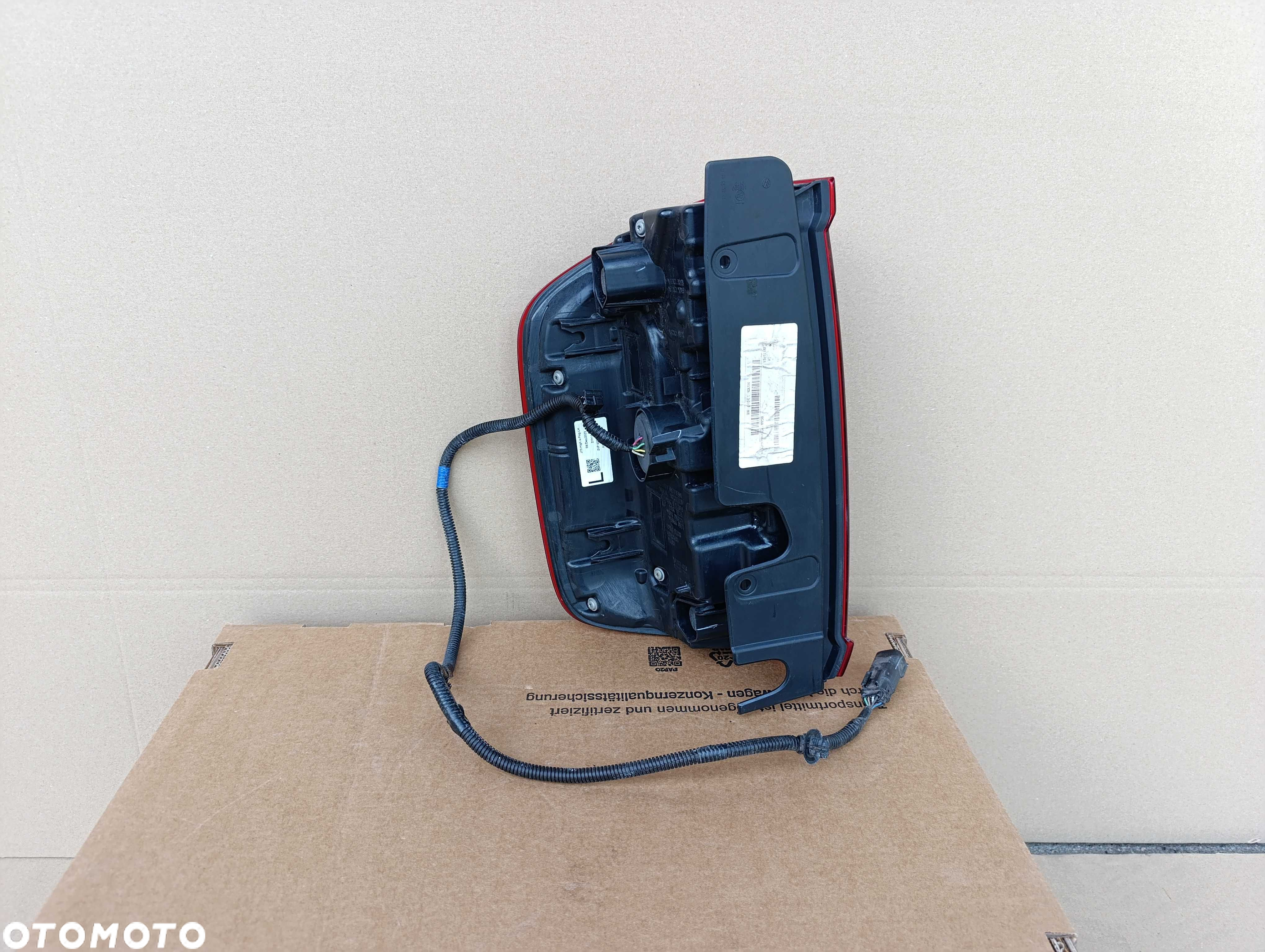 VW AMAROK II 23- lampa lewa tył tylna idealna led N1XB13097BE europa - 5