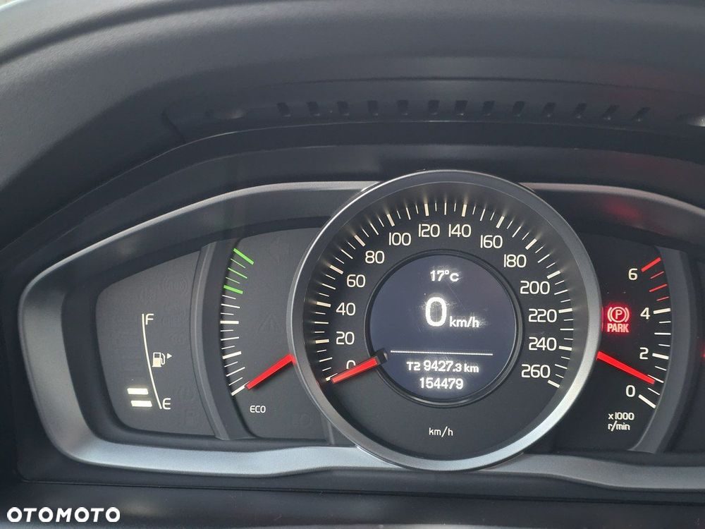 Volvo XC 60 D4 Drive-E Momentum - 10