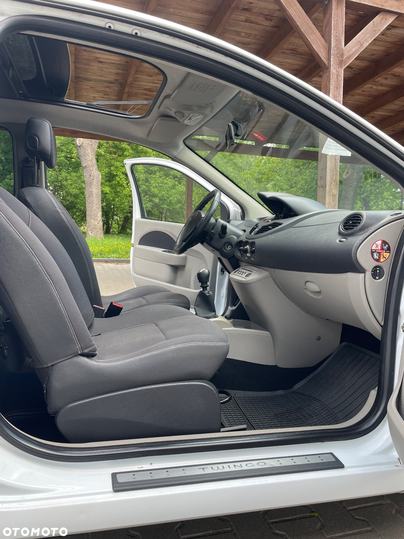 Renault Twingo 1.2 16V Night & Day - 12