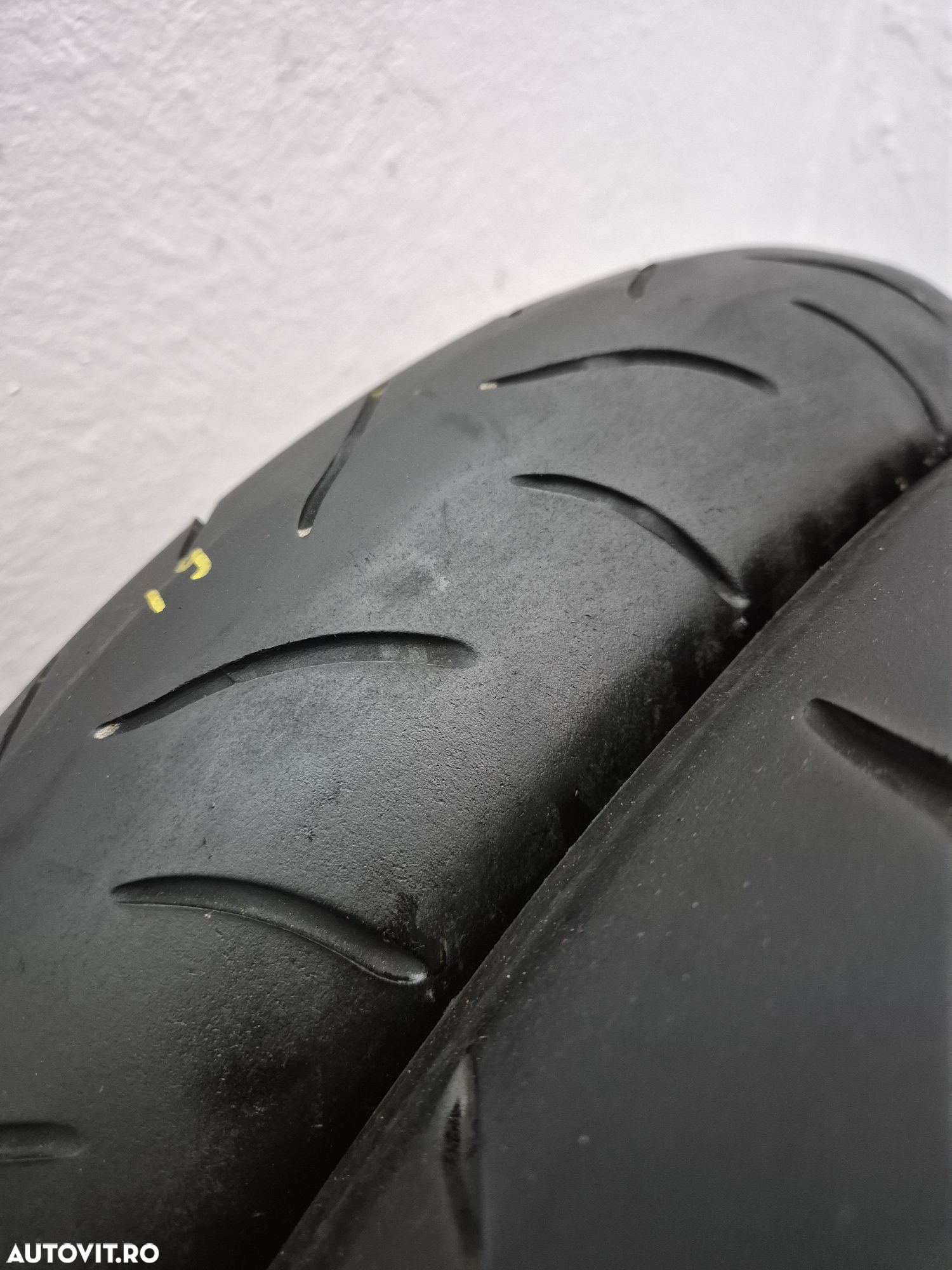 Set anvelope moto 120 70 17 cu 180 55 17 Bridgestone Bt016 - 3