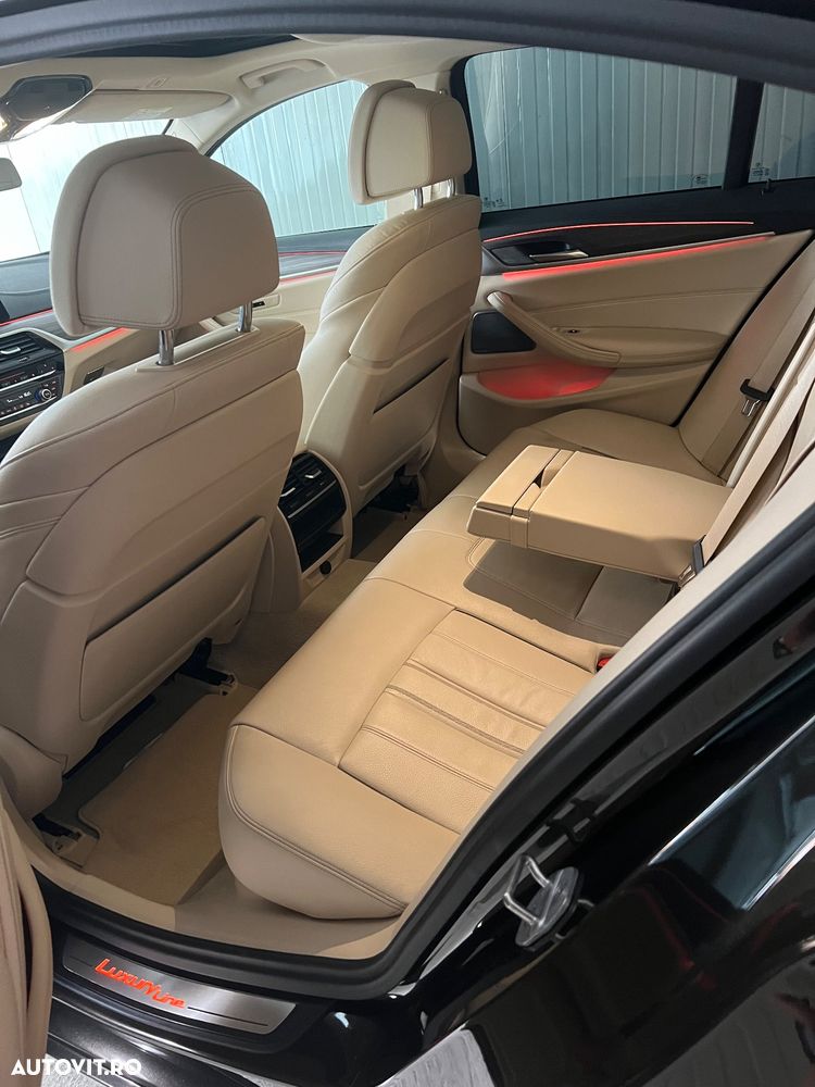 BMW Seria 5 520d AT - 17