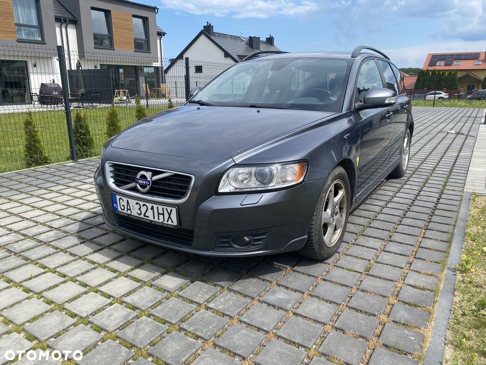 Volvo V50 DPF D3 Geartronic Summum - 1