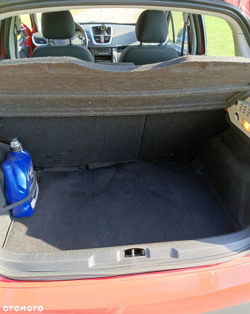 Peugeot 207 1.4 - 16