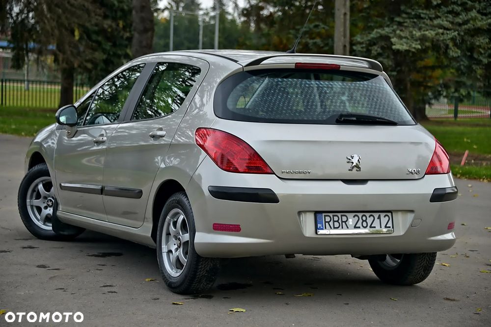 Peugeot 308 - 16