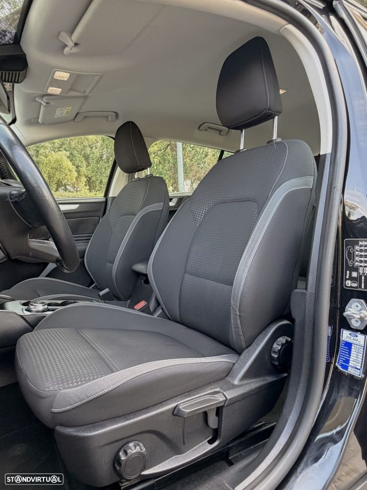 Ford Focus SW 1.5 TDCi EcoBlue Connected Aut. - 35