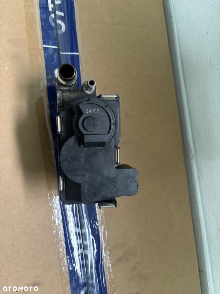 OPEL ASTRA H 1.6 PRZEPUSTNICA 055352858 - 3