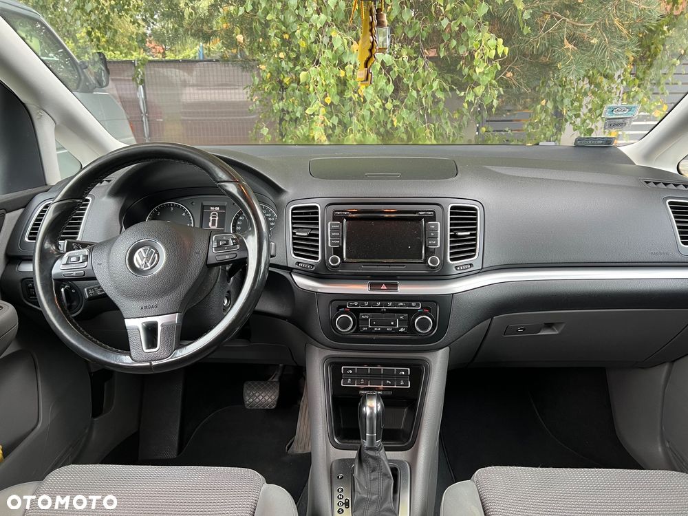 Volkswagen Sharan 2.0 TDI DSG BlueMotion Technology Comfortline - 14