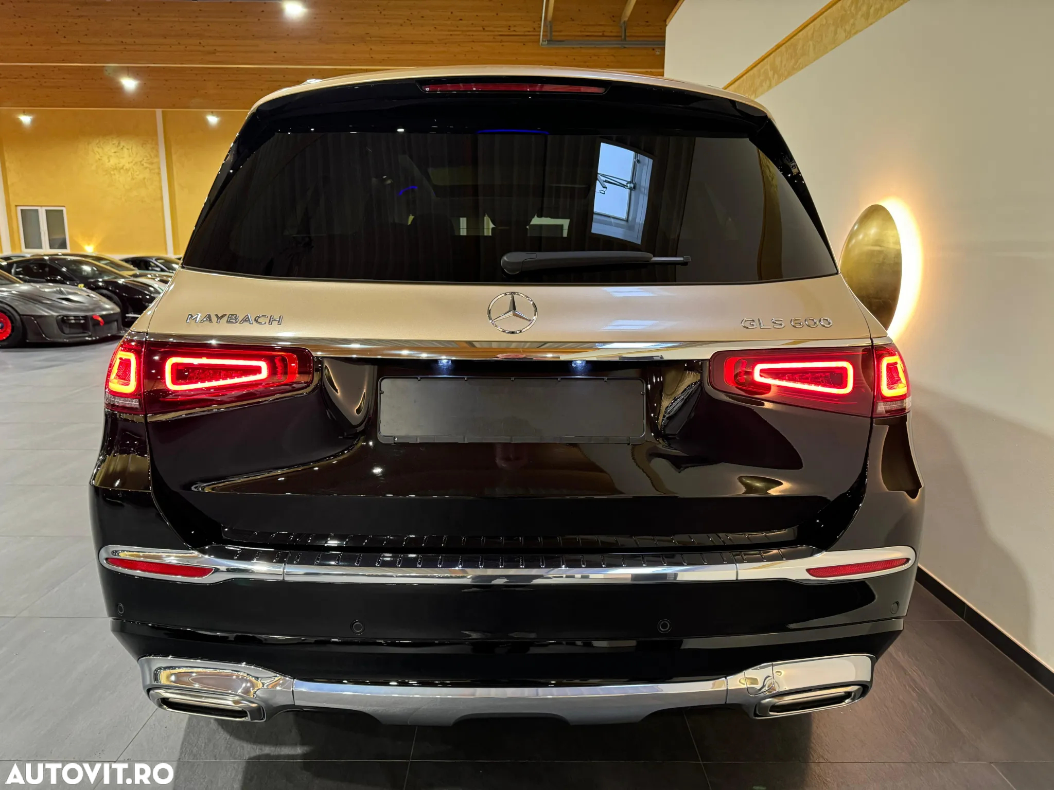 Mercedes-Benz GLS Maybach 600 4Matic 9G-TRONIC - 14