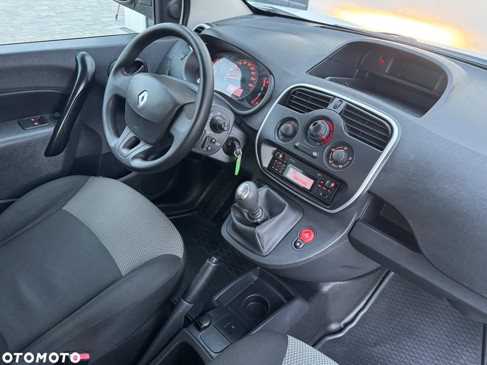 Renault Kangoo 1.5 dCi Zen - 27