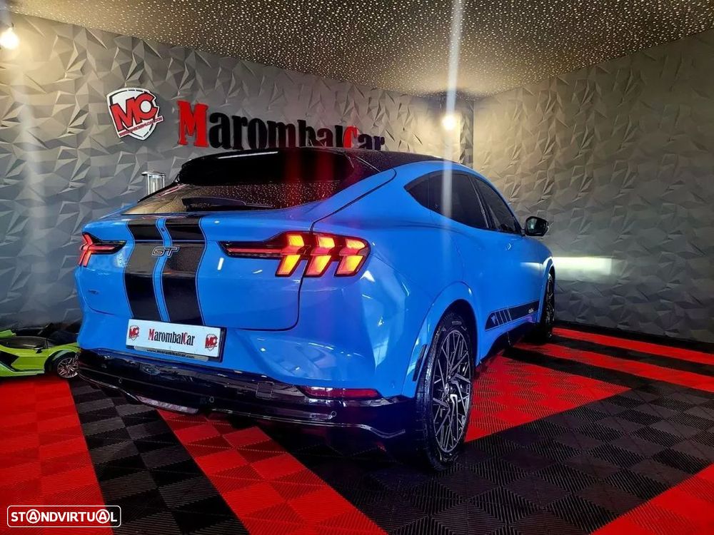 Ford Mustang Mach-E GT AWD - 21