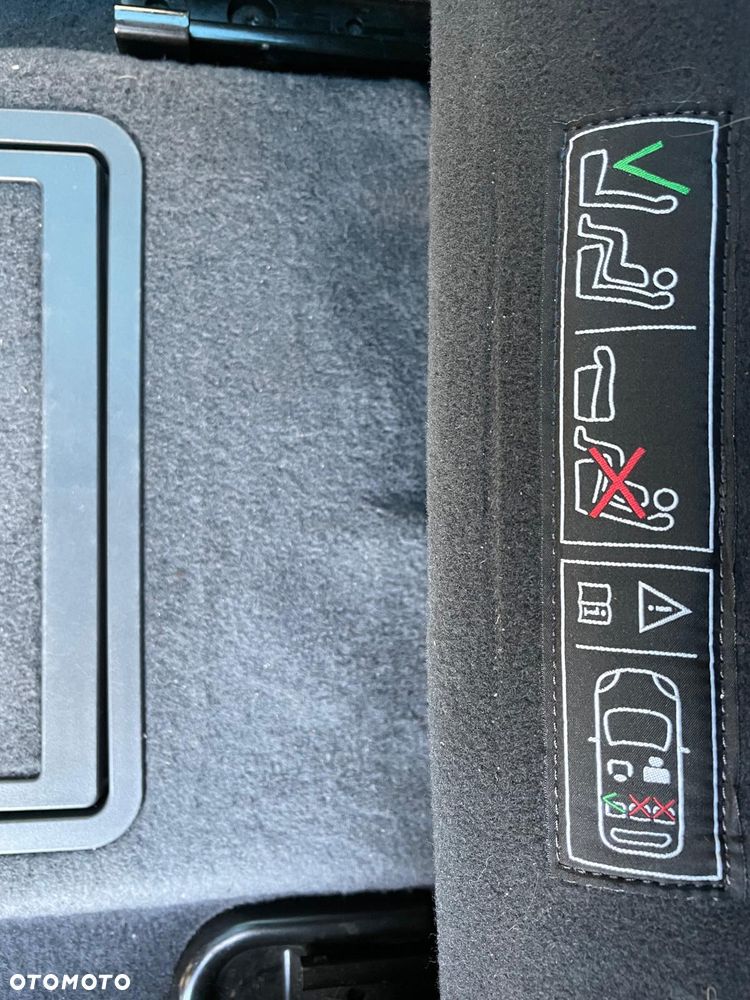 Peugeot 5008 BlueHDI 120 EAT6 Stop & Start Active - 21