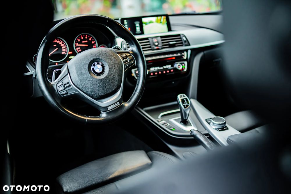 BMW Seria 4 430i Gran Coupe xDrive Luxury Line - 15